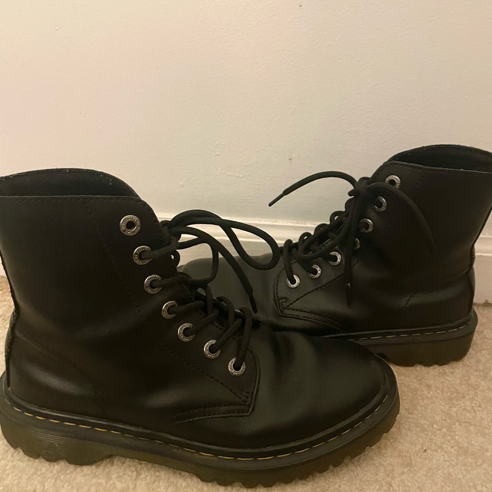 Dr.Martens